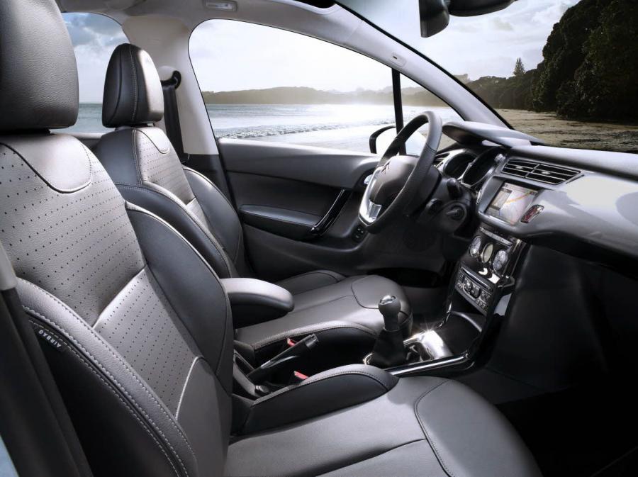  Citroen C3 2013 года  (фото 14 из 38)